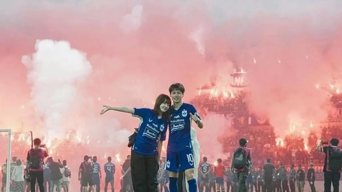 Bintang Sepak Bola Jairo Riedewald dan Taisei Marukawa Tiba di Indonesia, Siap Dukung Timnas Menuju FIFA Matchday 2026