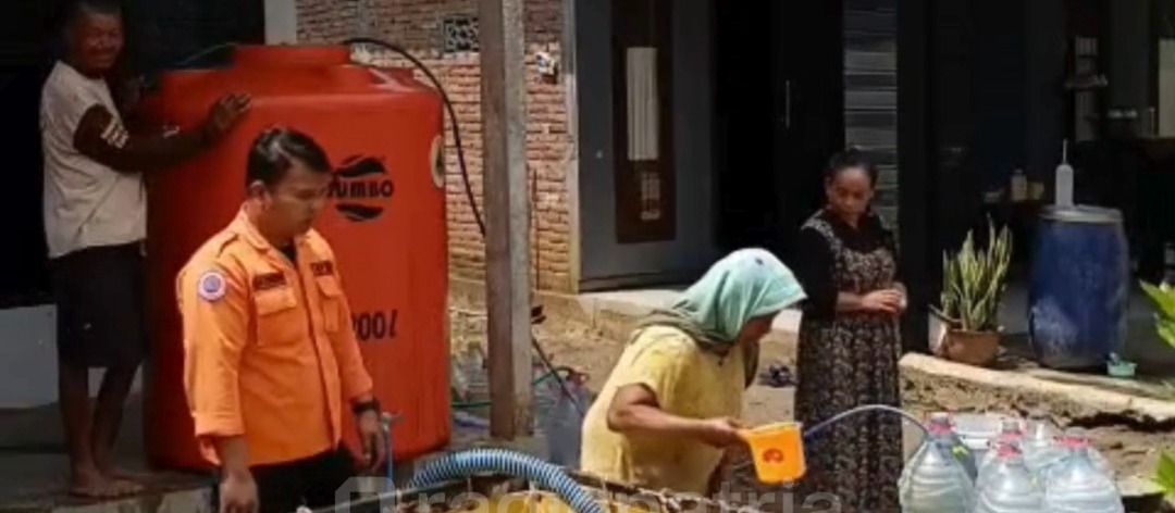 BPBD Tulungagung Distribusikan Air Bersih di Desa Sukoharjo Akibat Kekeringan