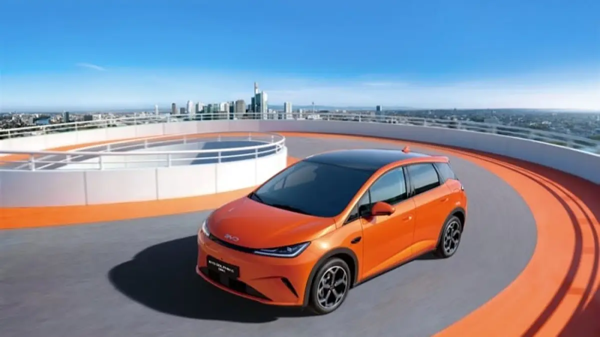 BYD Dolphin Standard Range: Mobil Listrik Nyaman dan Terjangkau untuk Masyarakat Blitar
