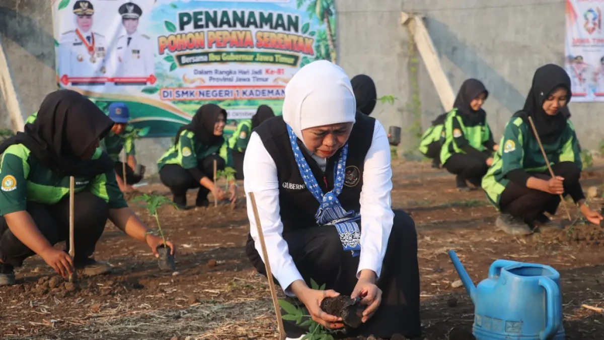 Gubernur Khofifah Apresiasi Inovasi Eduwisata Agrotechnopark SMKN 1 Kademangan di Blitar