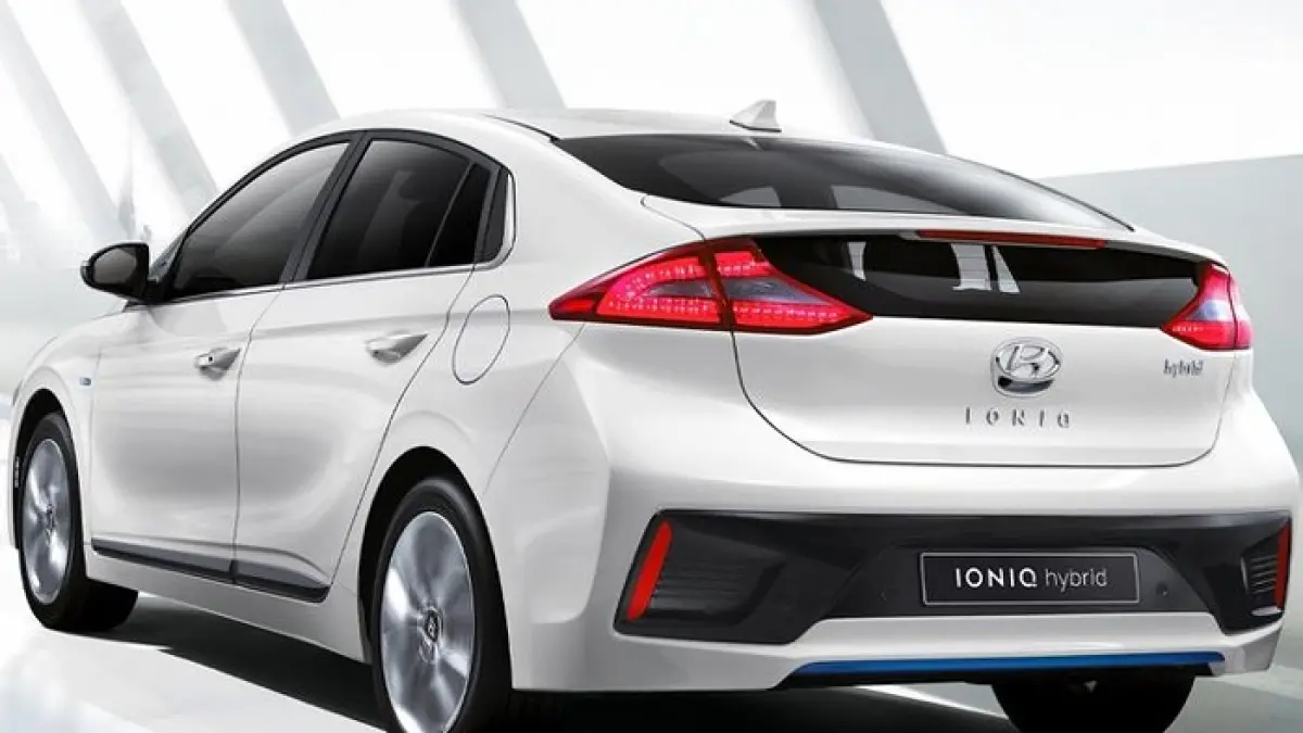 Harga Hyundai Ioniq Bekas Seharga LCGC: Pilihan Mobil Listrik Terjangkau untuk Warga Blitar