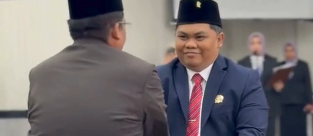 Hendi Budi Yuantoro Dilantik Sebagai Anggota Komisi II DPRD Kabupaten Blitar