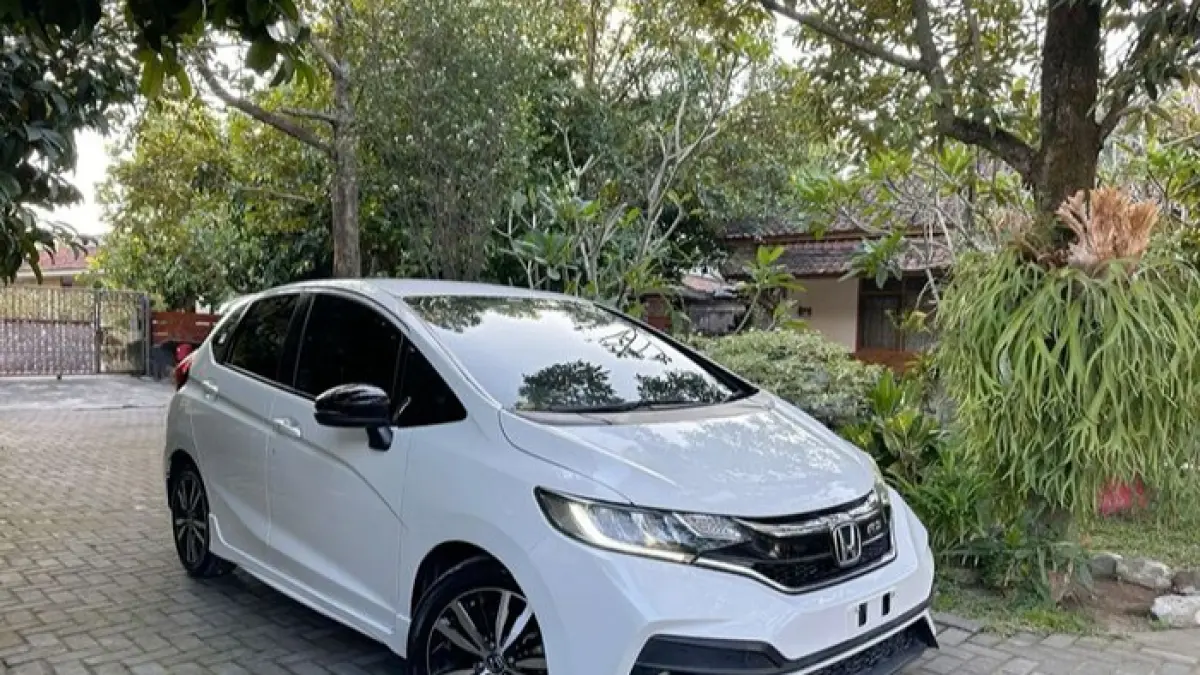 Honda Brio RS Facelift 2023: Penyegaran Stylish untuk Pecinta City Car di Blitar