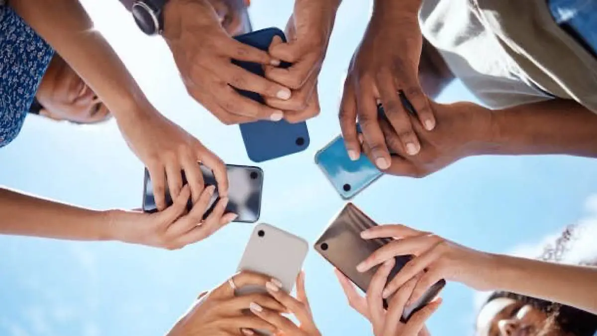 Infinix Hot 70: Smartphone Affordable dengan Kamera Mengesankan dan Desain Menarik