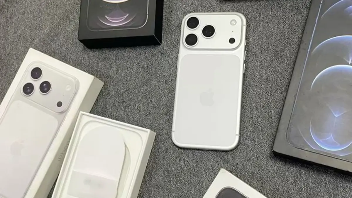 Inovasi Terbaru: iPhone Duo dengan Layar Lipat dan Fitur Canggih Hadir di Pasaran