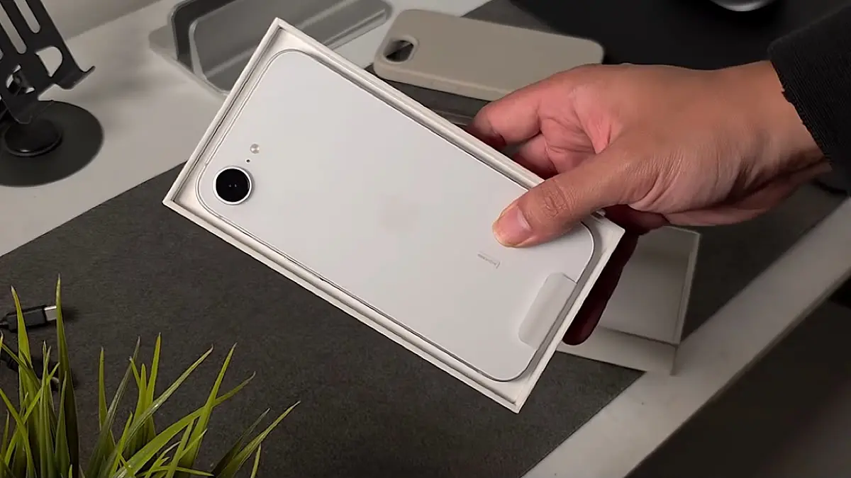 iPhone 16e Kini Dibanderol di Bawah Rp10 Juta: Menarik Namun Ada Kompromi Fitur
