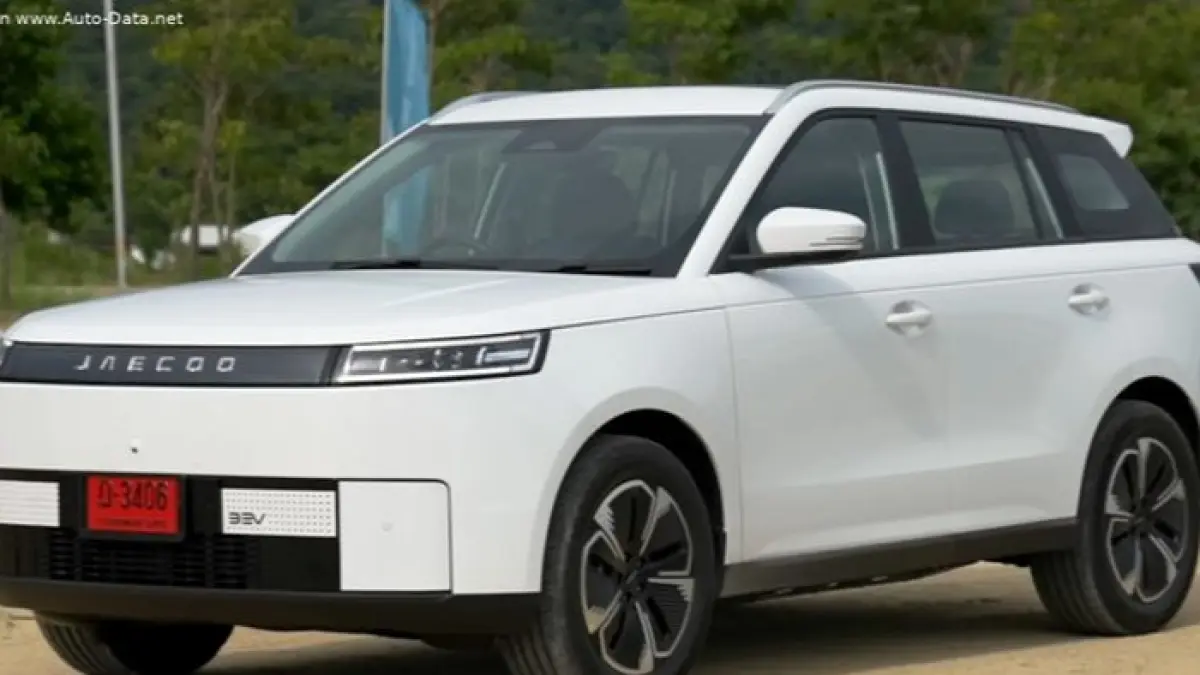 Jaecoo J5: SUV Listrik Premium Siap Taklukkan Medan Berat di Blitar