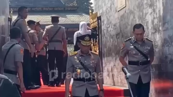 Kapolri Ziarah ke Makam Bung Karno: Teladani Nilai-nilai Kebangsaan Jelang Hari Bhayangkara