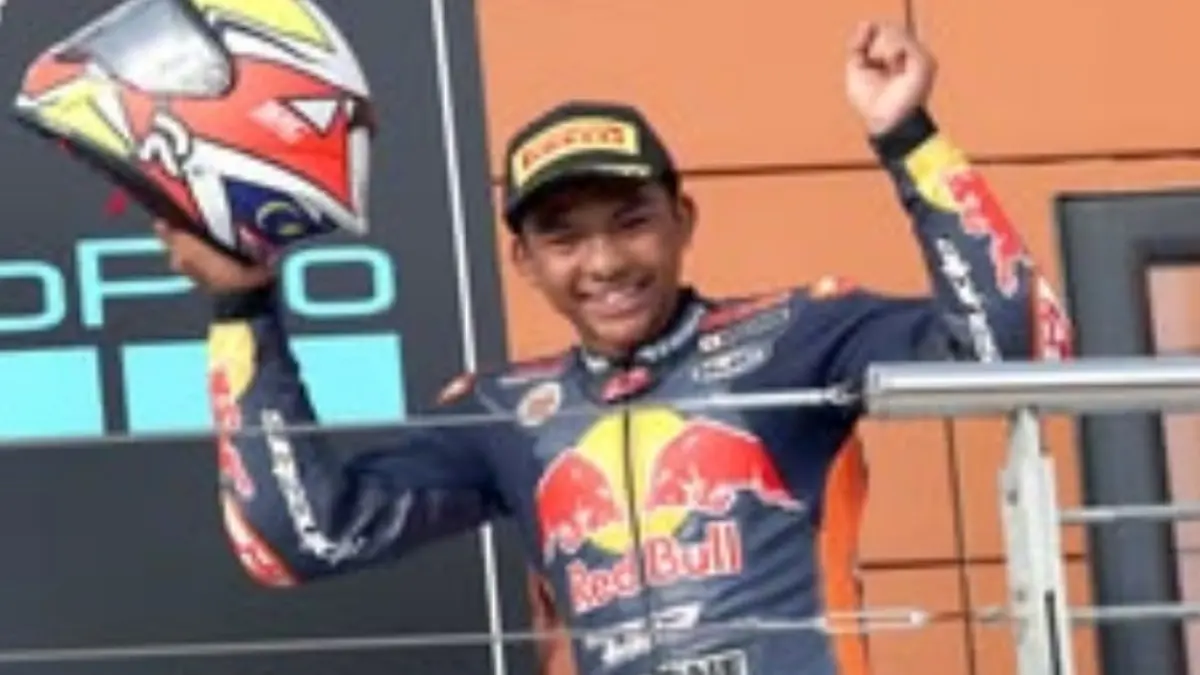Keajaiban di Moto3 Brno 2026: Hakim Danish dari Posisi ke-14 Memukau dengan Kemenangan Dramatis