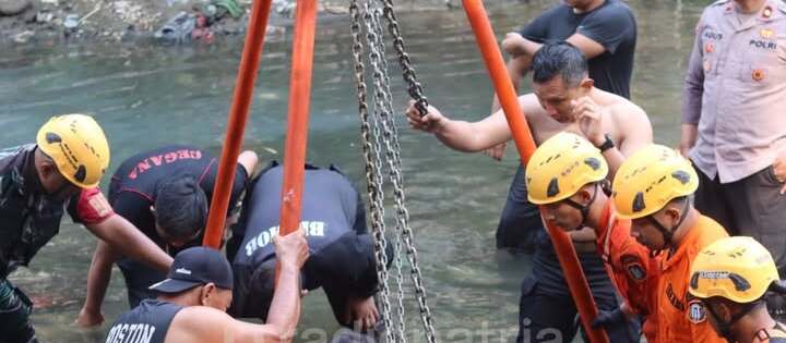 Keberhasilan Evakuasi Bom Udara di Sungai Lahar Blitar: Langkah Aman untuk Masyarakat