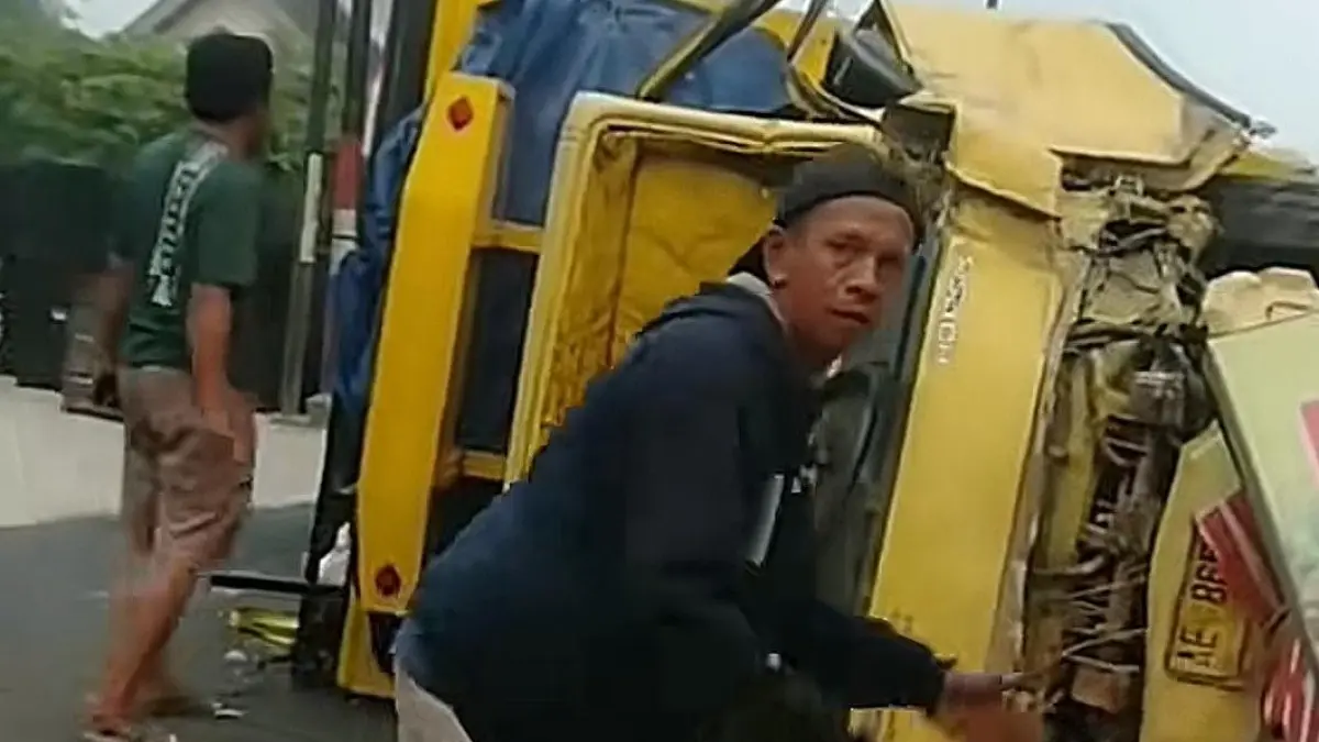 Kecelakaan Truk Sound Karnaval di Maliran: Terjadi Tanpa Korban, Kerugian Mencapai Rp 5 Juta