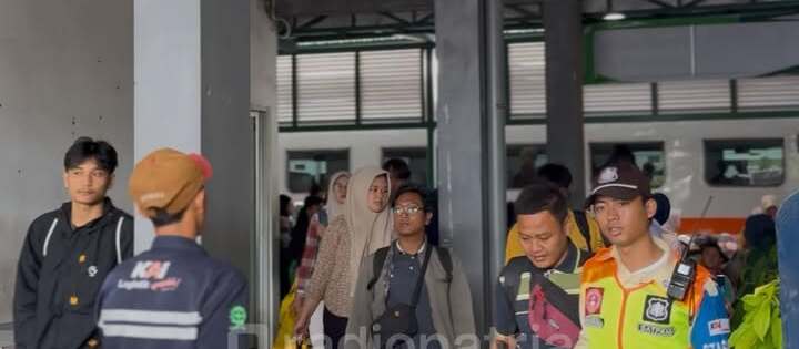 Kenaikan Dramatis Penumpang Kereta Api di Daop 7 Madiun Selama Libur Sekolah