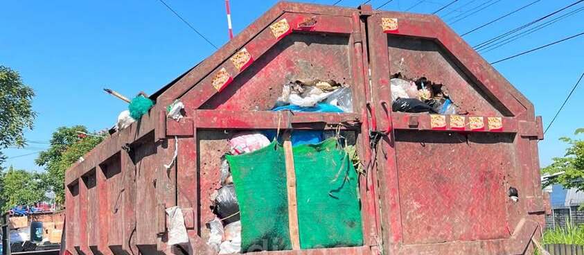 Keterbatasan Armada Pengangkut Sampah Di Kota Blitar: Tantangan dan Upaya Pemkot