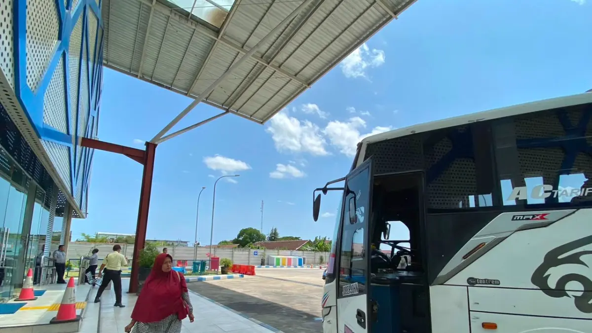 Lonjakan Mobilitas Warga Blitar: 15 Ribu Penumpang Tinggalkan Kota Melalui Terminal Patria