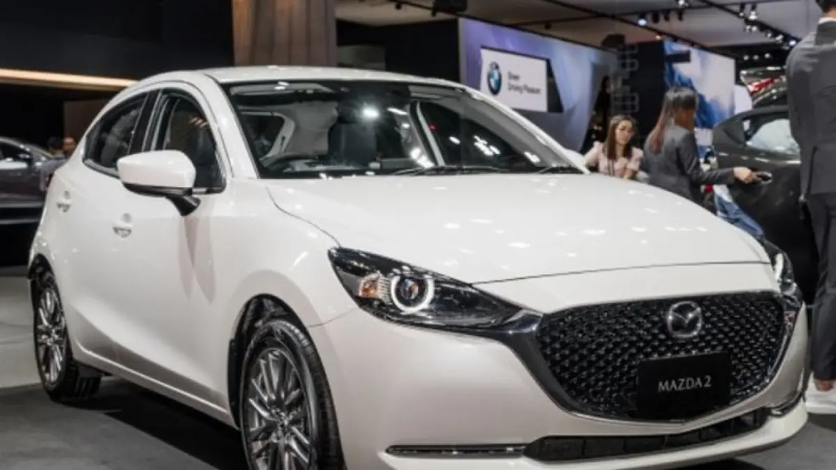 Mazda 2 Hatchback SkyActiv 2015: Mobil Bekas Mewah dengan Harga Terjangkau untuk Masyarakat Blitar