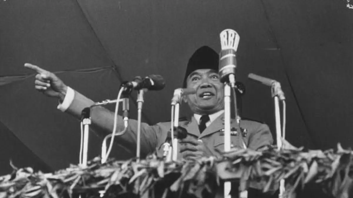 Memahami Kejatuhan Soekarno: Dari Krisis Politik hingga Lahirnya Orde Baru di Indonesia
