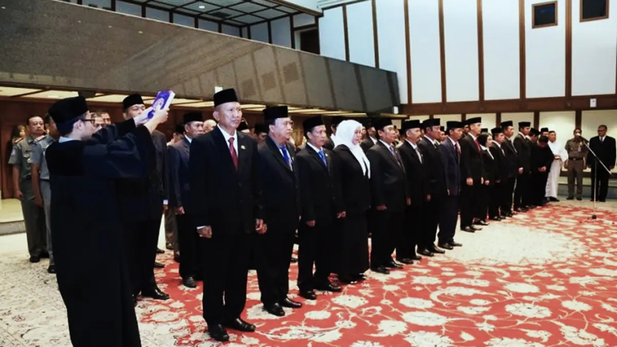 Memahami Struktur Pejabat Negara di Indonesia: 8 Lembaga Penting dan Fungsinya