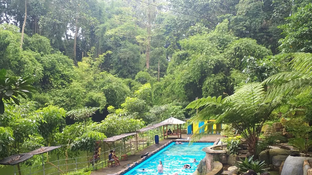 Menikmati Pesona Alam Telaga Pacuh: Destinasi Wisata Terjangkau di Penataran Blitar