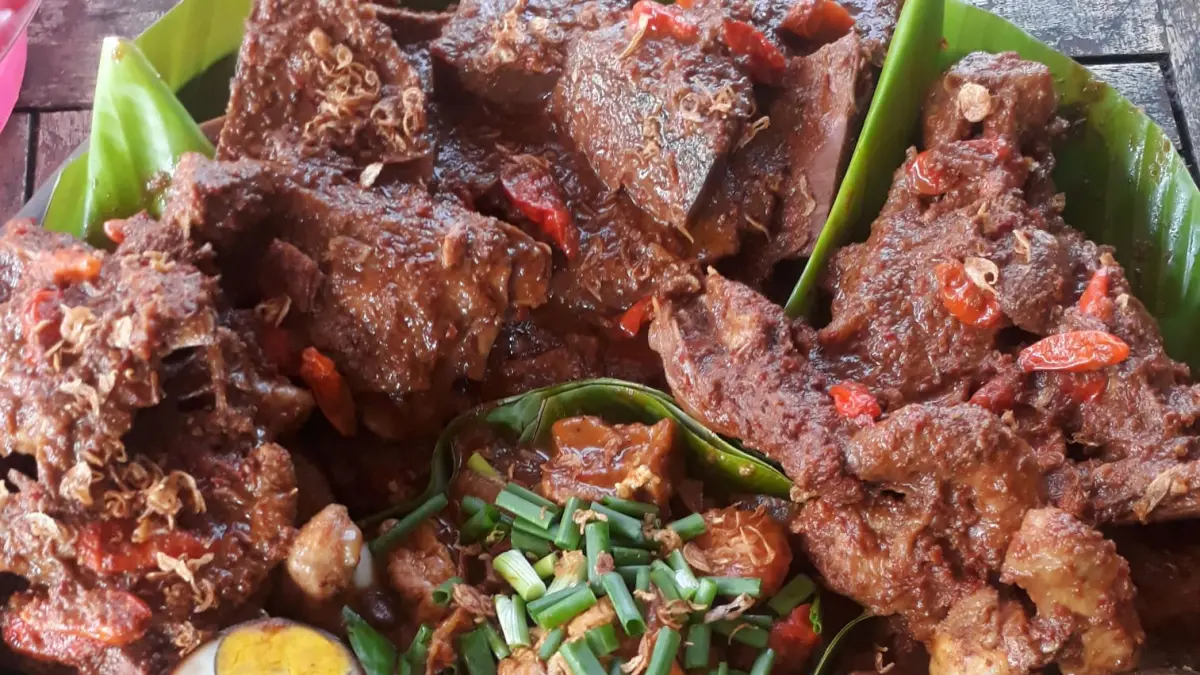 Nikmati Keberlangsungan Kuliner Tradisional Blendi Tewel Liembok yang Telah Ada Sejak Tiga Generasi
