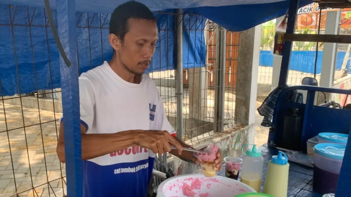 Nikmati Kesegaran Es Tape Barep di Blitar: Minuman Cita Rasa Lokal Hanya Rp 5 Ribu