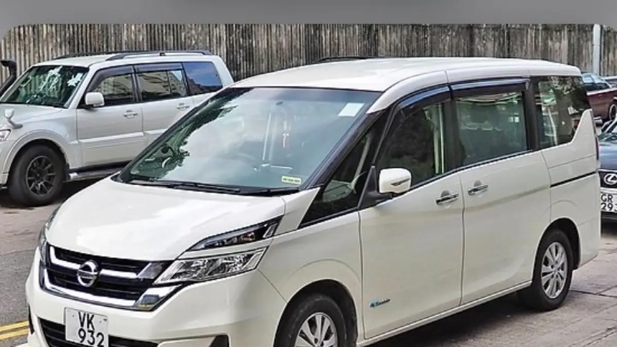 Nissan Serena Bekas: Pilihan Cerdas untuk Keluarga Blitar dengan Fitur Premium dan Harga Terjangkau