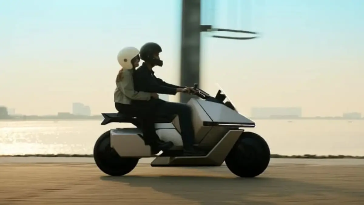 Omo X: Motor Listrik Futuristis Kini Hadir di Blitar dengan Harga Rp35,5 Juta