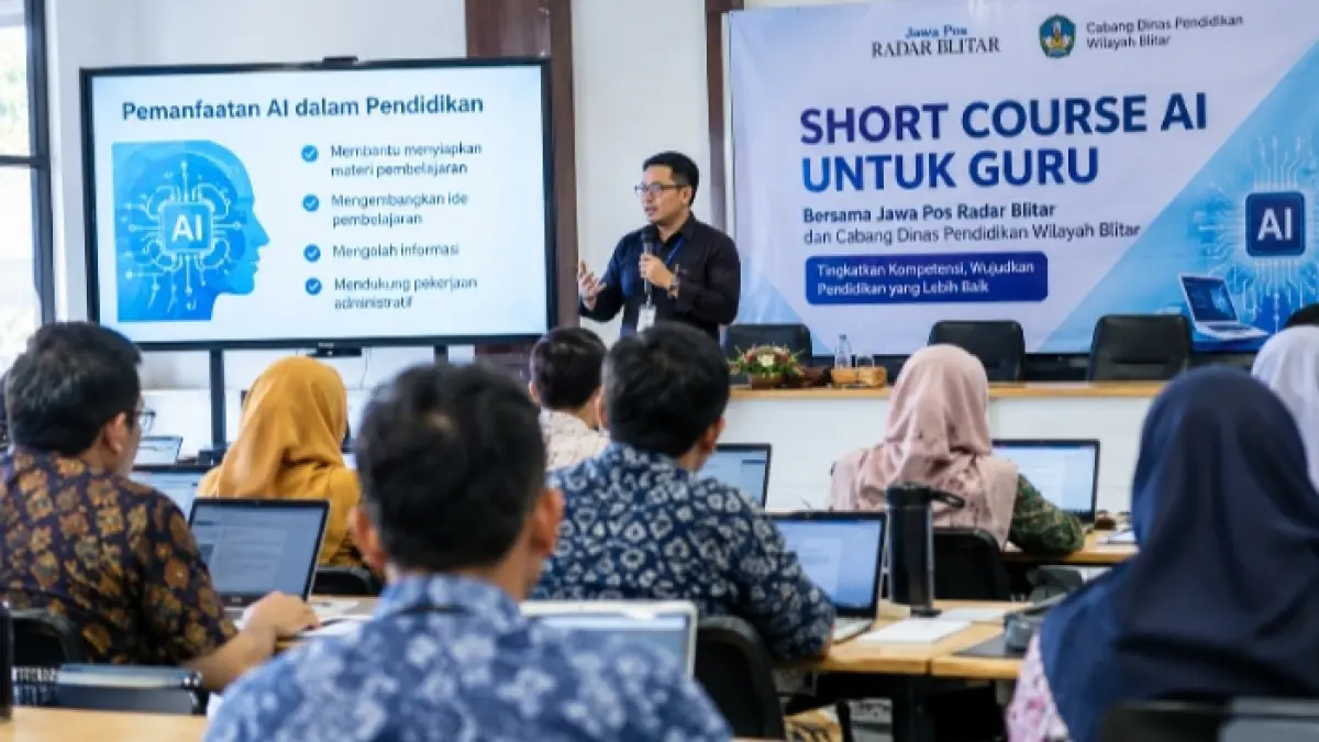 Pelatihan Pendek AI untuk Guru di Blitar: Meningkatkan Kompetensi Pendidik di Era Digital