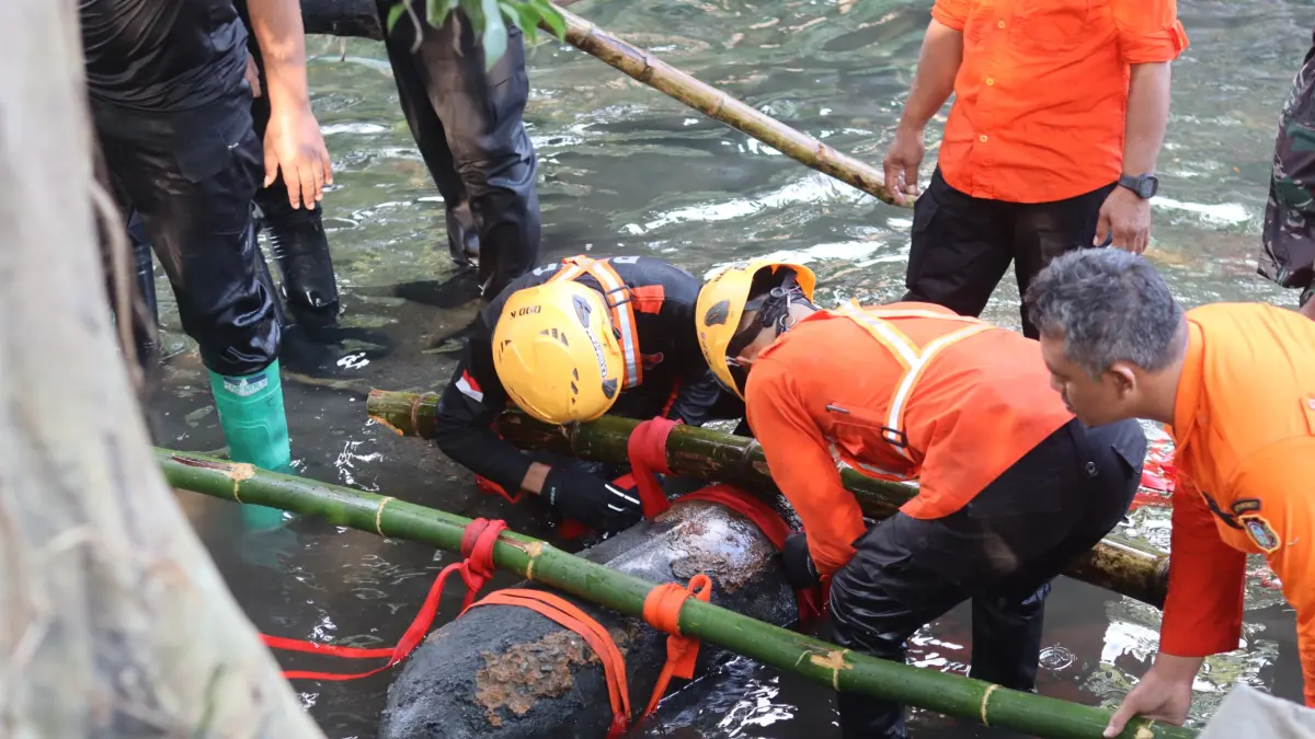 Pemusnahan Bom Udara di Kali Lahar: Langkah Aman untuk Keamanan Warga Blitar