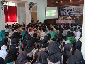 Pendidikan Pencegahan Narkoba bagi Siswa Baru di SMPN 3 Blitar