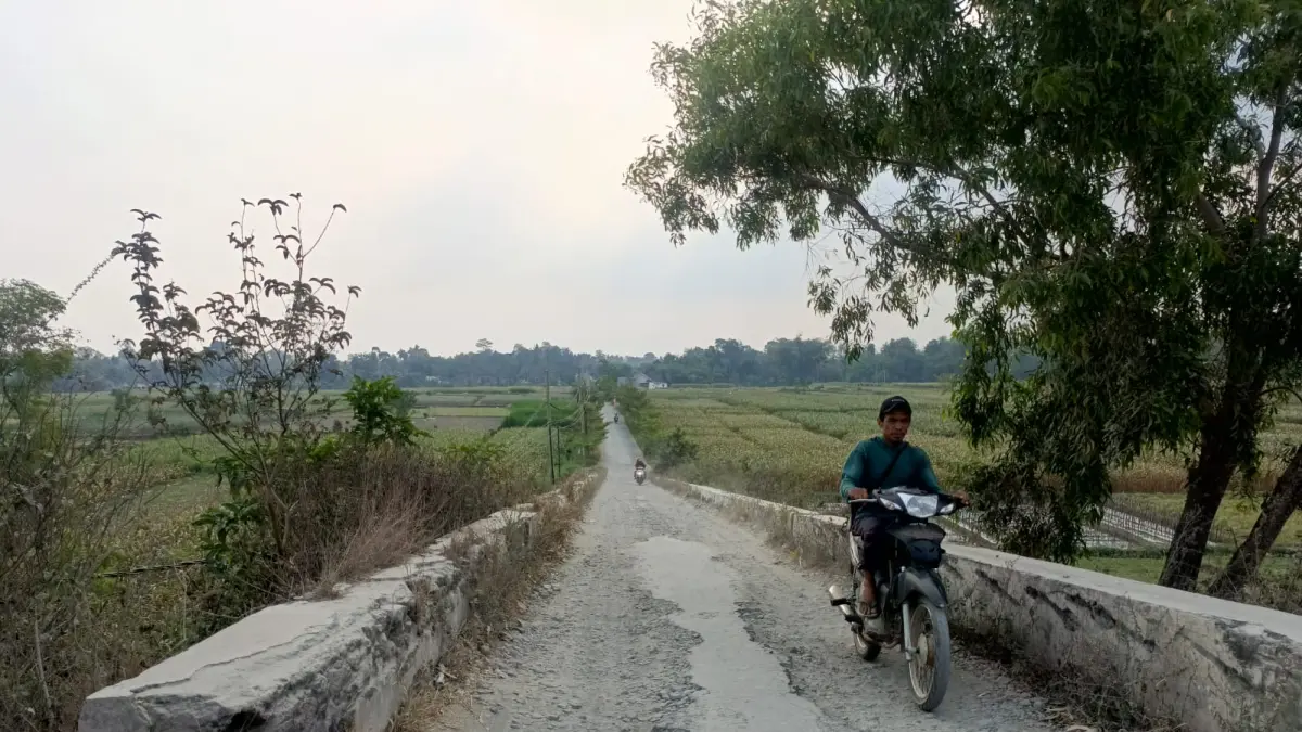 Pentingnya Perbaikan Akses Dam Kali Semut untuk Keamanan Warga dan Pelajar