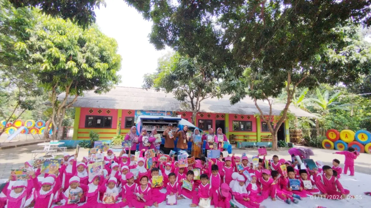 Perpustakaan Keliling Blitar: Layanan Meningkat dengan 1.358 Pengunjung dalam Tiga Bulan