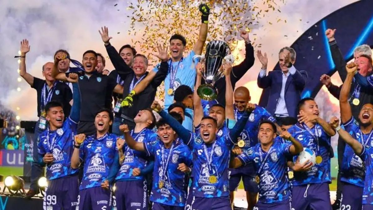 Persib Bandung Siap Melakukan Perombakan Besar Menjelang Musim Baru: 15 Pemain Masuk Radar