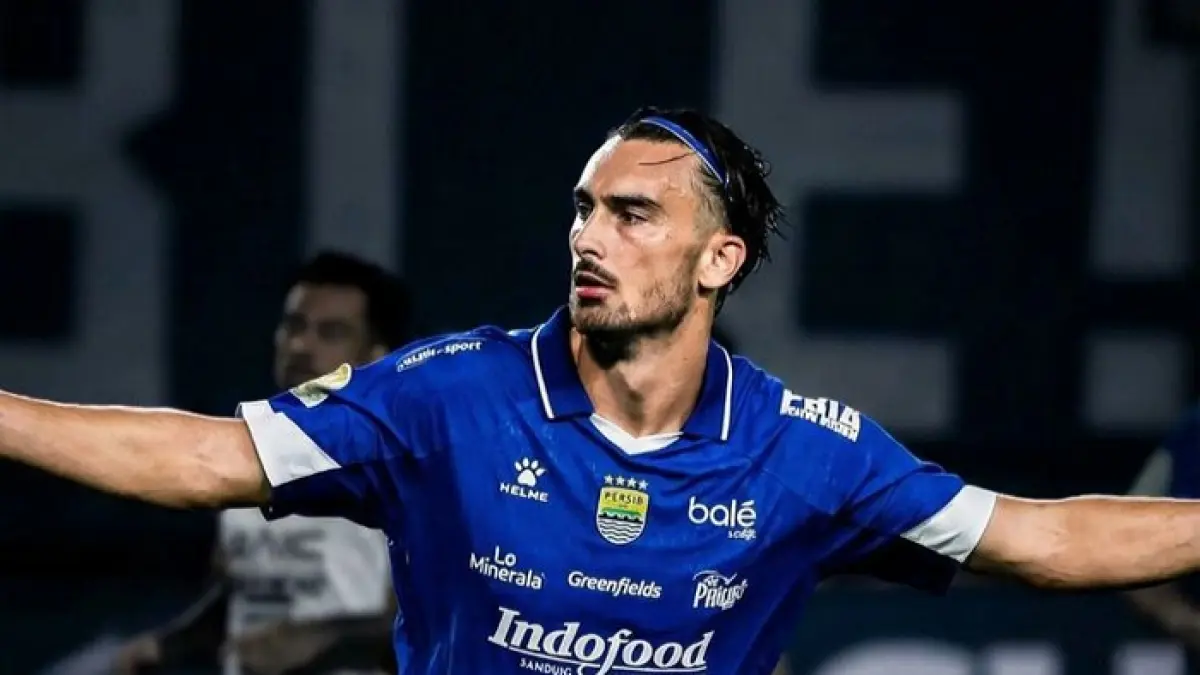 Persib Bandung Siapkan Latihan Perdana, Fokus pada Kesiapan Tim dan Transfer Pemain