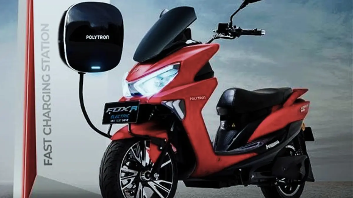 Polytron Fox R: Motor Listrik dengan Jarak Tempuh 100 Km, Namun Perlu Catatan pada Posisi Berkendara