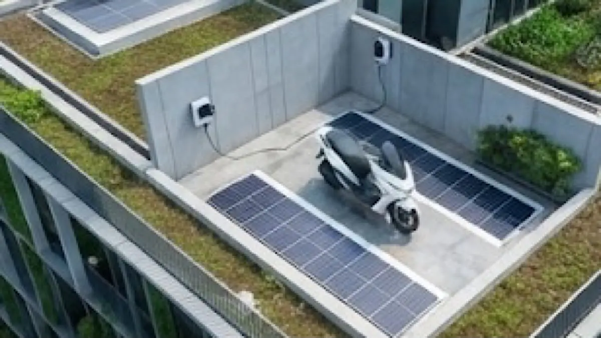 Polytron Fox R: Motor Listrik Terjangkau untuk Mobilitas Harian di Blitar