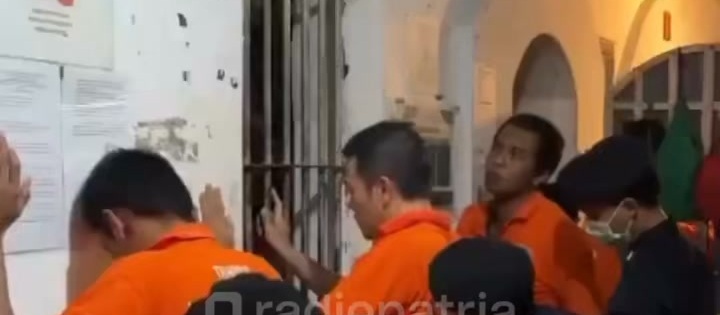 Razia di Lapas Blitar: Puluhan Barang Dilarang Disita untuk Keamanan