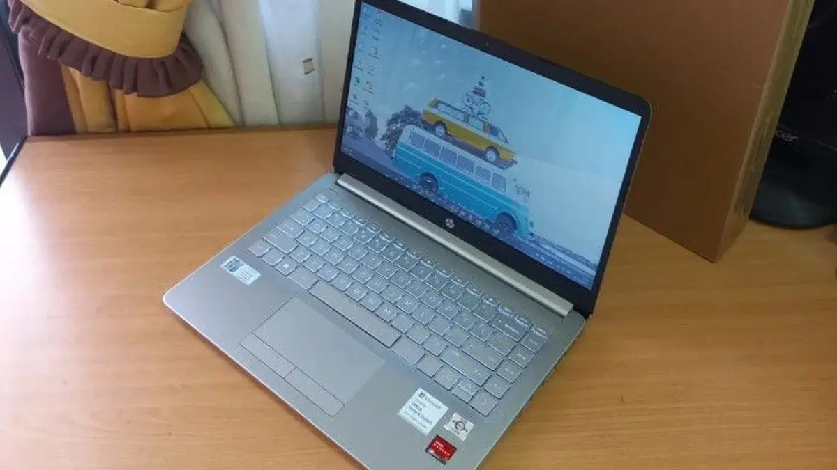 Rekomendasi Laptop Terjangkau untuk Pelajar Blitar: Pilihan Berkualitas di Bawah 1 Juta