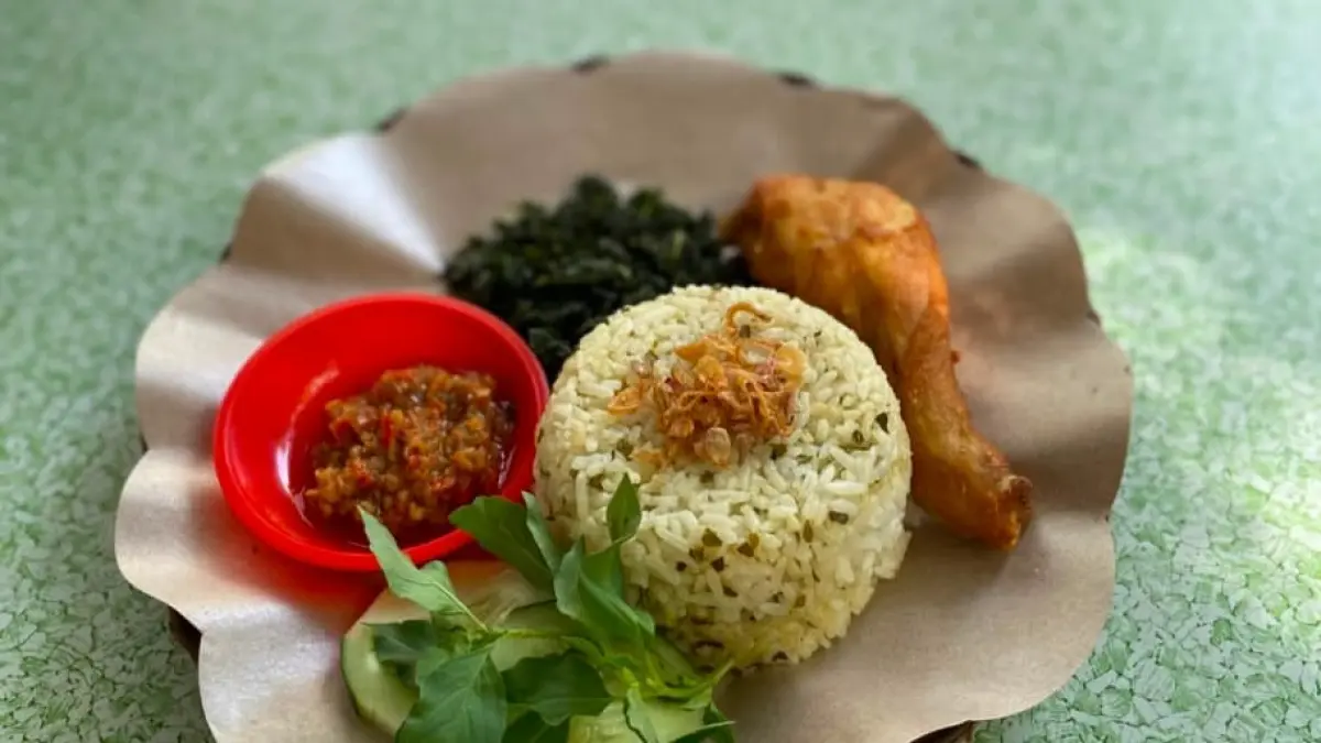Sego DJ Blitar: Kuliner Nasi Daun Jeruk yang Menggoda Selera dengan Harga Terjangkau
