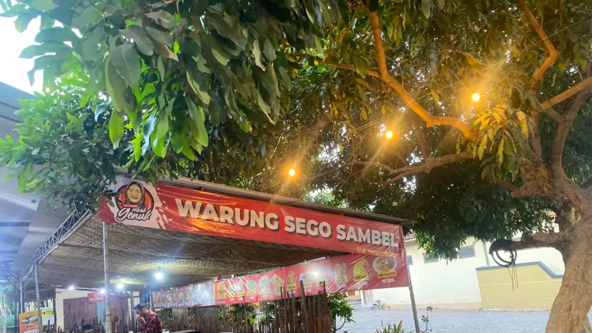 Sego Sambel Mbok Genuk: Destinasi Kuliner Nyaman Untuk Keluarga di Blitar