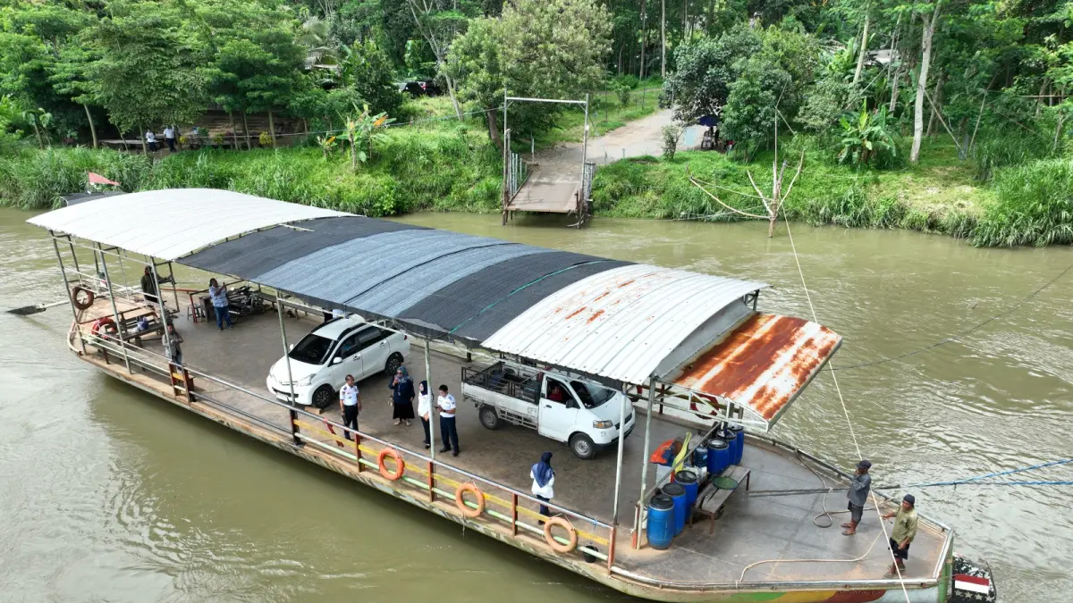 Tahapan Verifikasi Izin Operasional Perahu Penyeberangan Sungai Brantas Dimulai