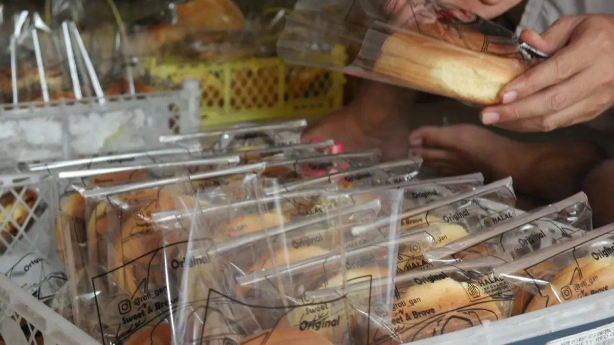 Tantangan Produsen Roti Garum Blitar di Tengah Kenaikan Biaya Bahan Baku