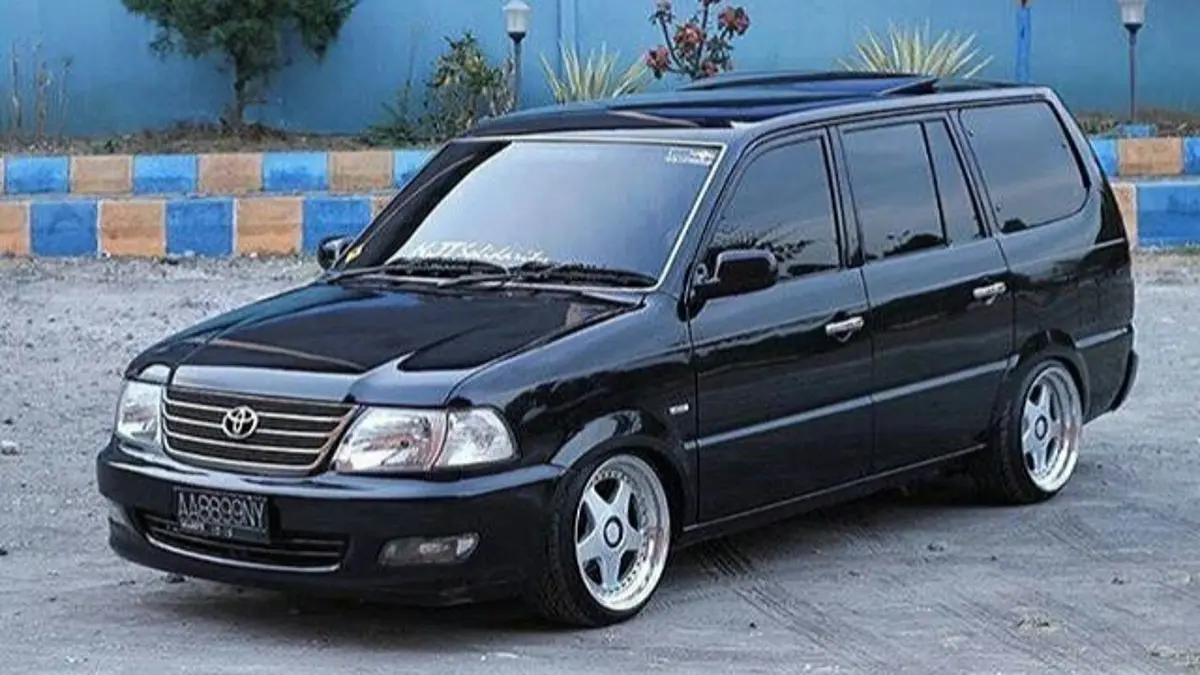 Transformasi Kijang LGX: Kombinasi Elegan antara Gaya dan Performa