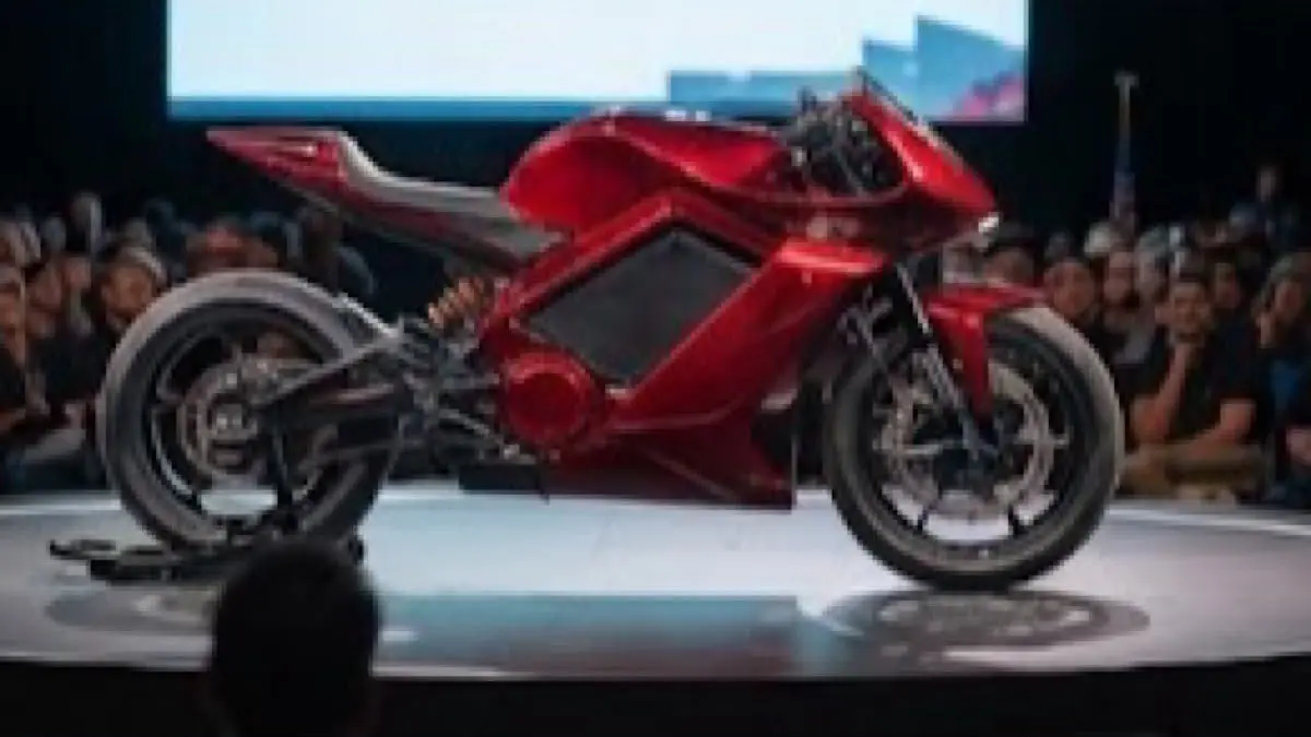 Uji Coba Motor Listrik Naxion: Inovasi Tinggi dengan Tantangan Operasional