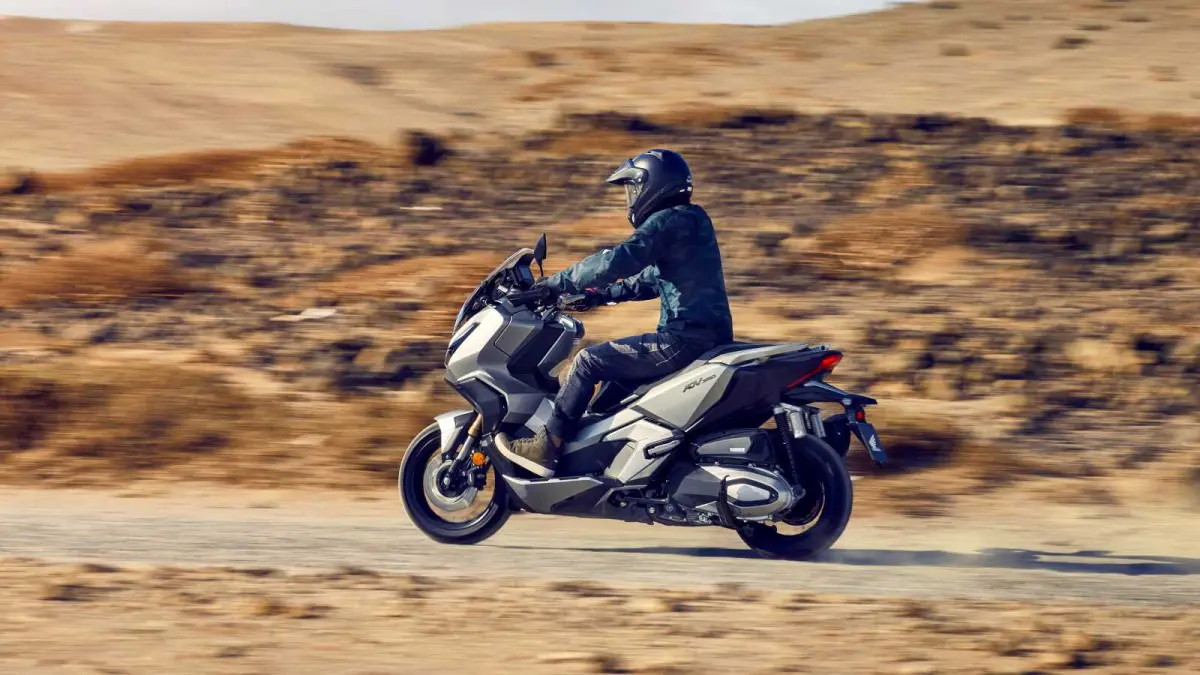 Uwinfly M110G: Motor Listrik Terjangkau dengan Teknologi Canggih Hadir di Blitar