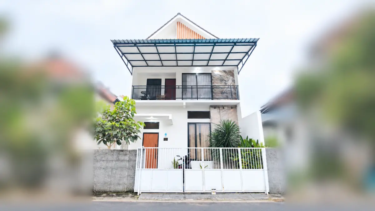 Villa Kelarisan Blitar: Tempat Ideal dengan Private Pool untuk Liburan Keluarga