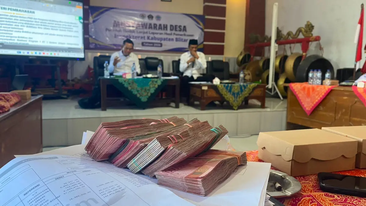 Warga Desa Serang Blitar Menolak Laporan Hasil Pengawasan Inspektorat Terkait Keuangan BUMDes