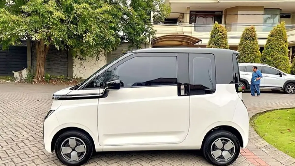 Wuling Air EV: Garansi Seumur Hidup dan Servis Gratis 4 Tahun Menarik Minat Konsumen Blitar